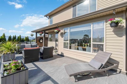 Photo 39 at 10639 249 Street, Thornhill MR, Maple Ridge
