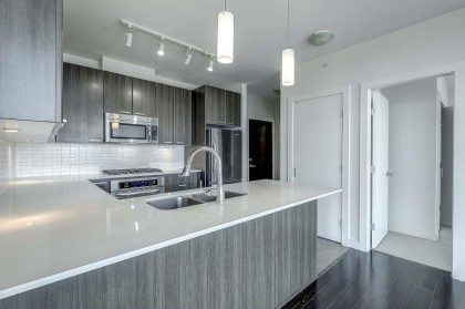Photo 16 at 2106 - 2789 Shaughnessy Street Centre, Central Pt Coquitlam, Port Coquitlam