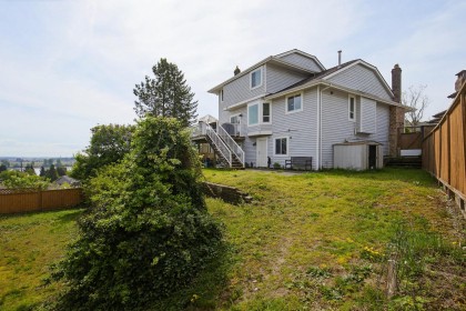 Photo 3 at 2165 Tower Court, Citadel PQ, Port Coquitlam