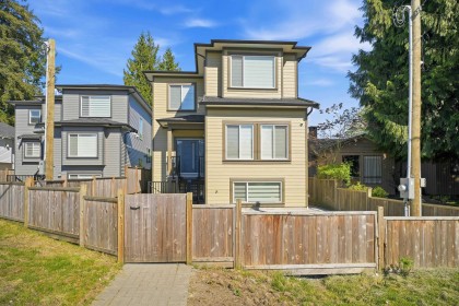 Photo 2 at 3858 Coast Meridian Road, Oxford Heights, Port Coquitlam