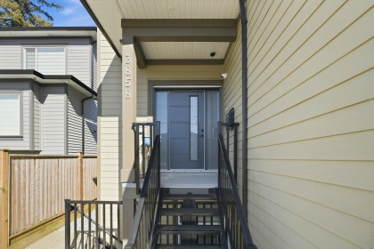Photo 3 at 3858 Coast Meridian Road, Oxford Heights, Port Coquitlam