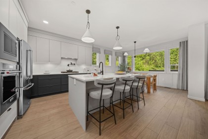 Photo 2 at 11020 250a Avenue, Thornhill MR, Maple Ridge
