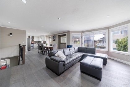 Photo 2 at 960 Governor Court, Citadel PQ, Port Coquitlam