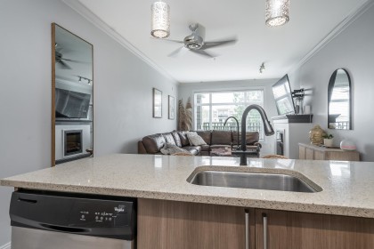 Photo 8 at 101 - 11566 224 Street, West Central, Maple Ridge