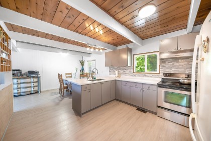 Photo 17 at 4067 Sefton Street, Oxford Heights, Port Coquitlam