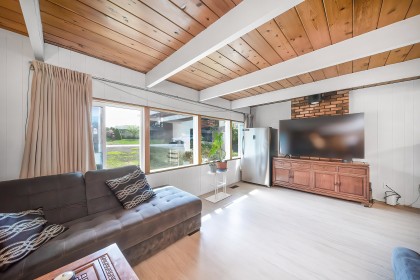 Photo 9 at 4067 Sefton Street, Oxford Heights, Port Coquitlam
