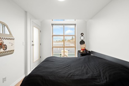 Photo 17 at 25 - 2378 Rindall Avenue, Central Pt Coquitlam, Port Coquitlam