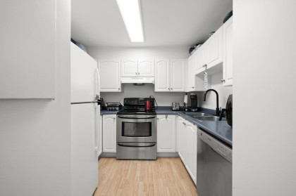 Photo 3 at 25 - 2378 Rindall Avenue, Central Pt Coquitlam, Port Coquitlam