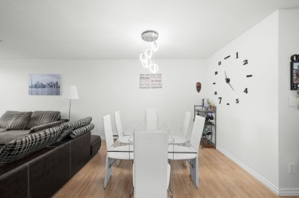 Photo 5 at 25 - 2378 Rindall Avenue, Central Pt Coquitlam, Port Coquitlam