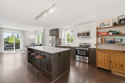 Photo 6 at 1 - 2423 Avon Place, Riverwood, Port Coquitlam