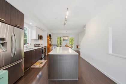 Photo 5 at 1 - 2423 Avon Place, Riverwood, Port Coquitlam