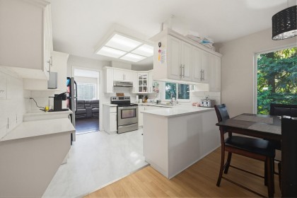 Photo 11 at 32403 Best Avenue, Mission BC, Mission