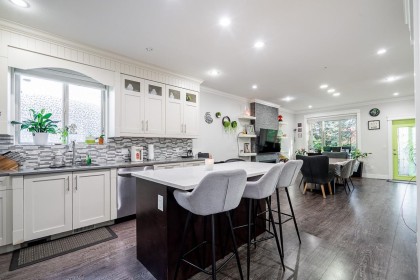 Photo 1 at 21528 Donovan Avenue, West Central, Maple Ridge