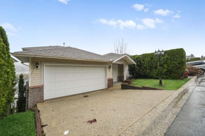 Photo 26 at 3 - 1615 Shaughnessy Street, Citadel PQ, Port Coquitlam