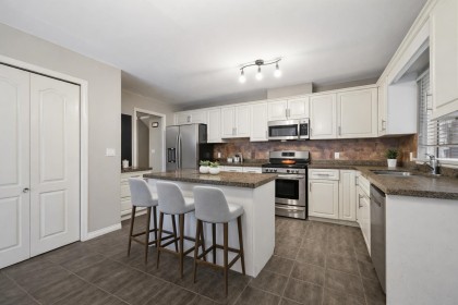 Photo 9 at 3 - 1615 Shaughnessy Street, Citadel PQ, Port Coquitlam
