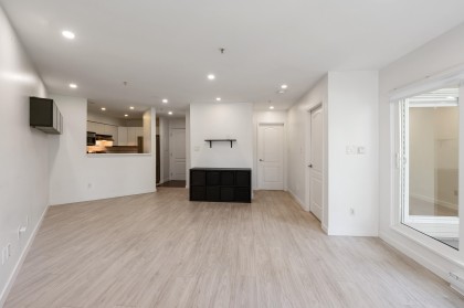 Photo 13 at 311 - 2401 Hawthorne Avenue, Central Pt Coquitlam, Port Coquitlam