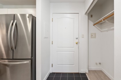 Photo 3 at 311 - 2401 Hawthorne Avenue, Central Pt Coquitlam, Port Coquitlam