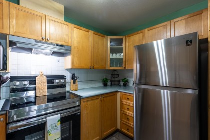 Photo 14 at 90 - 12099 237th Street, East Central, Maple Ridge