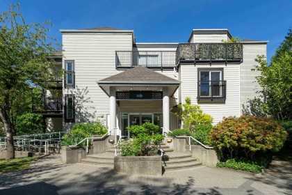 Photo 1 at 214 - 2401 Hawthorne Avenue, Central Pt Coquitlam, Port Coquitlam