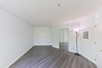 Photo 9 at 214 - 2401 Hawthorne Avenue, Central Pt Coquitlam, Port Coquitlam