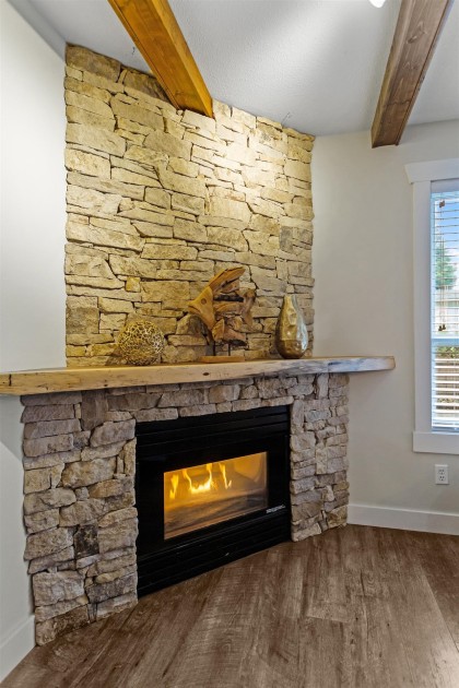 Photo 9 at 22890 Purdey Avenue, East Central, Maple Ridge