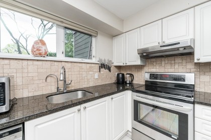 Photo 11 at 114 - 1519 Grant Avenue, Glenwood PQ, Port Coquitlam