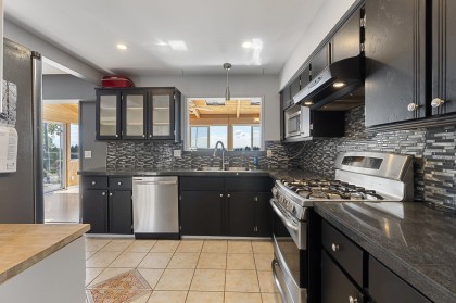 Photo 9 at 1447 Columbia Avenue, Mary Hill, Port Coquitlam