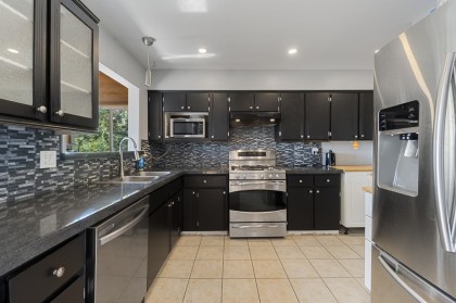 Photo 11 at 1447 Columbia Avenue, Mary Hill, Port Coquitlam