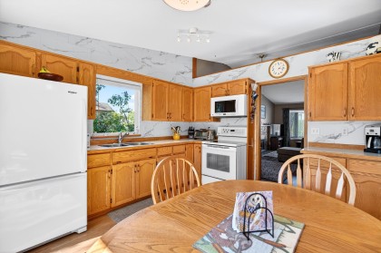 Photo 9 at 20188 116b Avenue, Southwest Maple Ridge, Maple Ridge