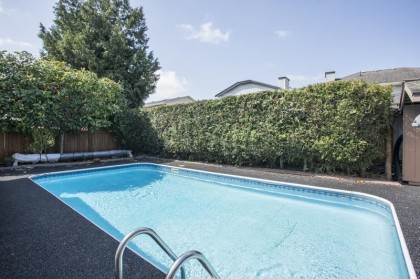 Photo 32 at 12181 Chestnut Crescent, Mid Meadows, Pitt Meadows