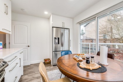 Photo 11 at 11390 Harrison Street, East Central, Maple Ridge