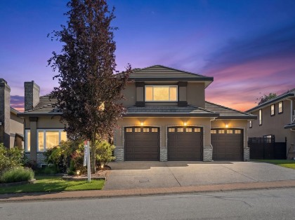 Photo 2 at 2594 Palisade Crescent, Citadel PQ, Port Coquitlam