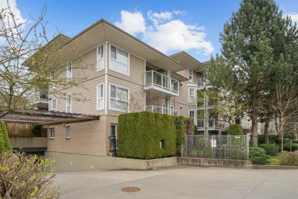Photo 3 at 213 - 22255 122 Avenue, West Central, Maple Ridge