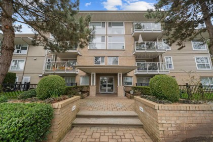 Photo 1 at 213 - 22255 122 Avenue, West Central, Maple Ridge