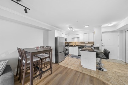 Photo 9 at 213 - 22255 122 Avenue, West Central, Maple Ridge