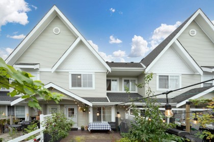 Photo 4 at 15 - 23575 119 Avenue, Cottonwood MR, Maple Ridge