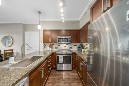 Photo 13 at 116 - 2353 Marpole Avenue, Central Pt Coquitlam, Port Coquitlam