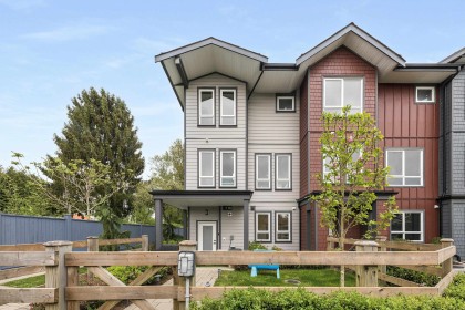 Photo 1 at 33 - 11851 232 Street, East Central, Maple Ridge