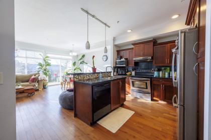 Photo 5 at 3 - 11282 Cottonwood Drive, Cottonwood MR, Maple Ridge