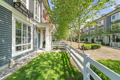 Photo 5 at 66 - 2428 Nile Gate, Riverwood, Port Coquitlam