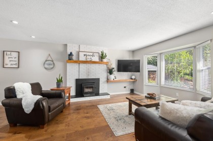 Photo 3 at 1715 Imperial Avenue, Glenwood PQ, Port Coquitlam