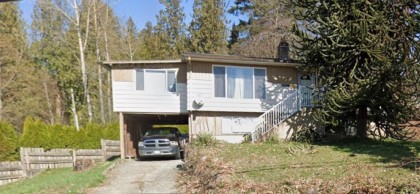 Photo 1 at 32717 Fraser Crescent, Mission BC, Mission