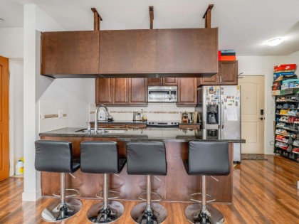Photo 9 at 315 - 11935 Burnett Street, East Central, Maple Ridge