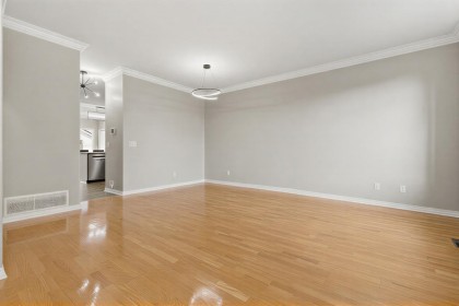 Photo 5 at 106 - 33751 7 Avenue, Mission BC, Mission