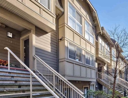 Photo 3 at 228 - 2108 Rowland Street, Central Pt Coquitlam, Port Coquitlam