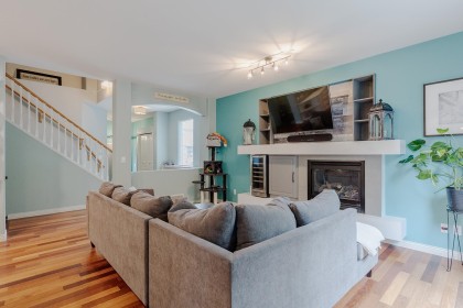 Photo 7 at 24330 100b Avenue, Albion, Maple Ridge