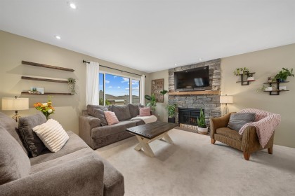 Photo 4 at 175 - 1140 Castle Crescent, Citadel PQ, Port Coquitlam