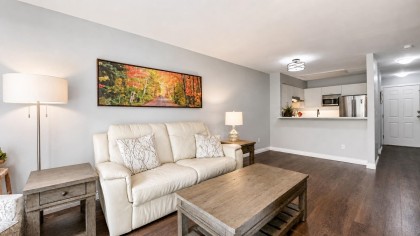 Photo 7 at 306 - 2393 Welcher Ave Avenue, Central Pt Coquitlam, Port Coquitlam