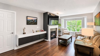 Photo 3 at 306 - 2393 Welcher Ave Avenue, Central Pt Coquitlam, Port Coquitlam