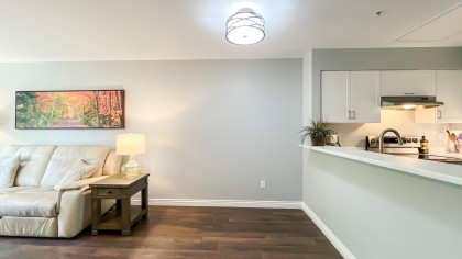 Photo 9 at 306 - 2393 Welcher Ave Avenue, Central Pt Coquitlam, Port Coquitlam